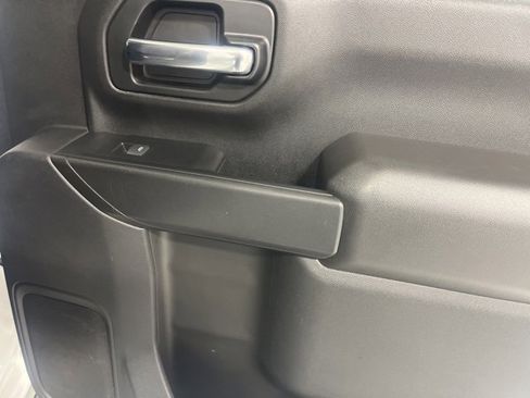 Used 2022 Chevrolet Silverado 2500 Custom w/ Custom Value Package image 25