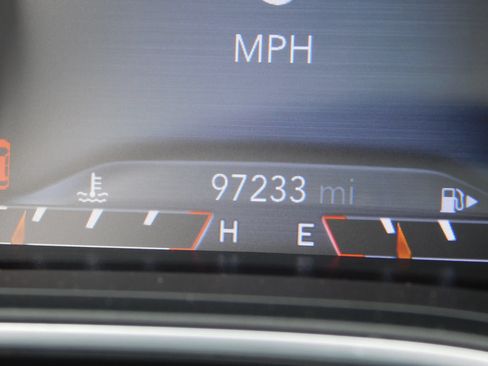 Used 2019 Jeep Cherokee Limited AWD/4WD image 26