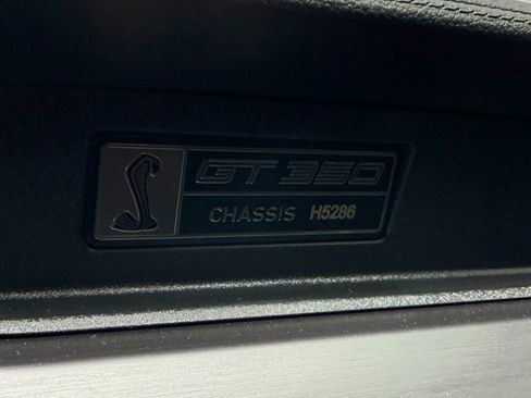 Used 2017 Ford Mustang Shelby GT350 w/ Electronics Package RWD image 27