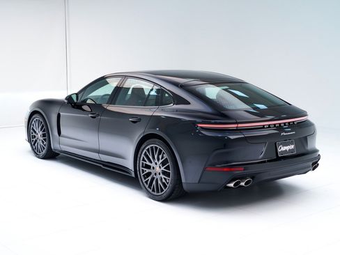 New 2026 Porsche Panamera image 3