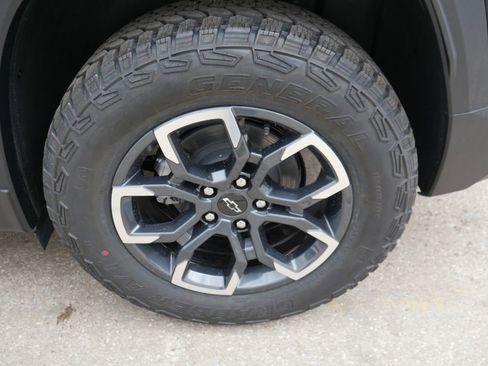 New 2026 Chevrolet Equinox ACTIV image 34