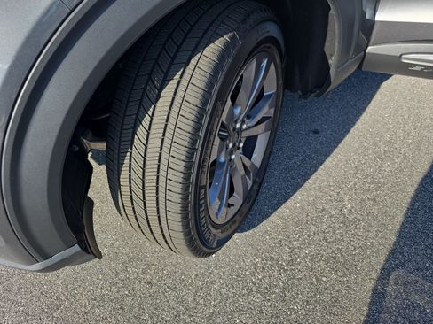 Used 2024 Ford Explorer XLT w/ Equipment Group 202A image 32