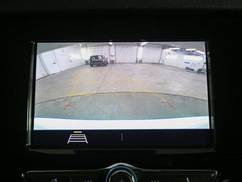 Used 2022 Buick Encore Preferred w/ Safety Package image 21