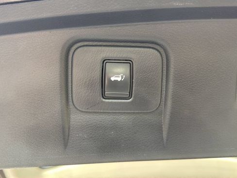 Used 2017 Nissan Murano SL AWD/4WD image 18