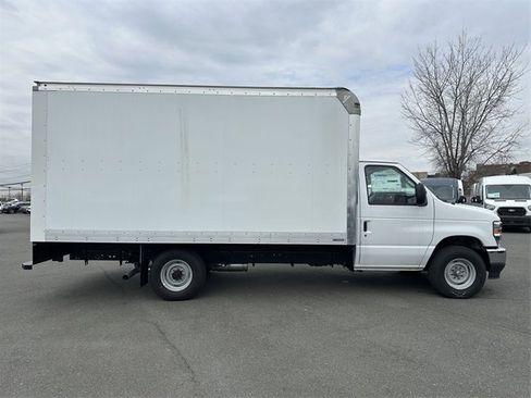 New 2024 Ford E-350 and Econoline 350 Super Duty w/ Power Windows & Locks Group image 4