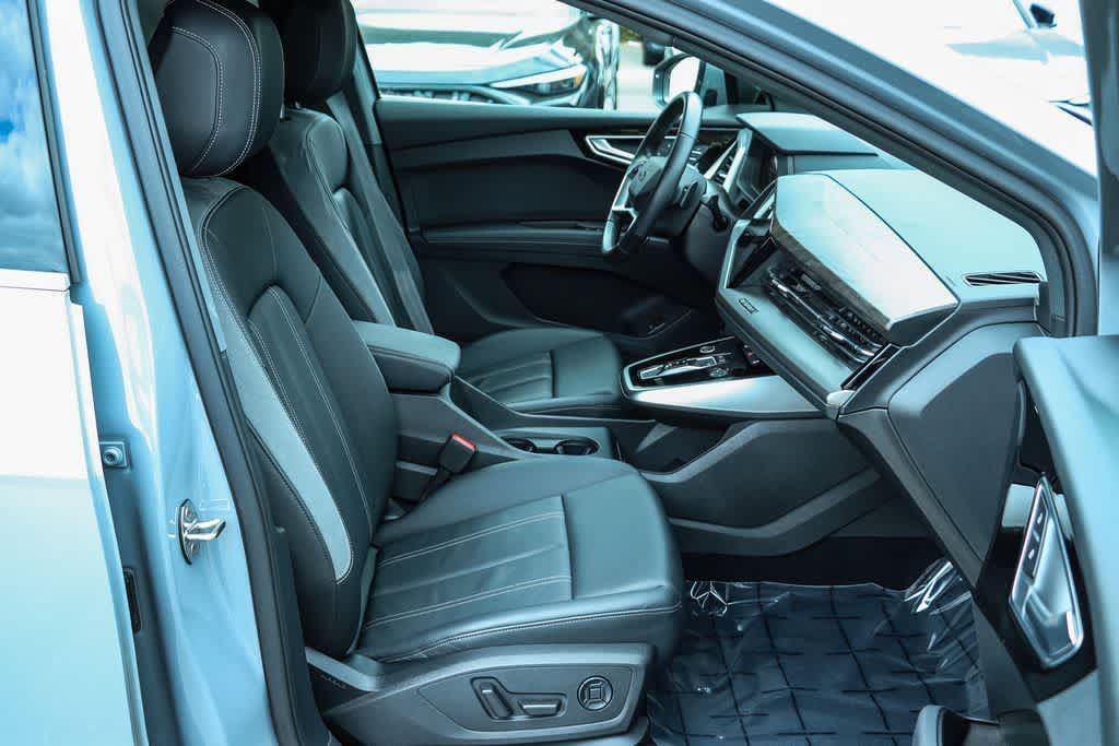 Used 2023 Audi Q4 e-tron Premium Plus w/ Premium Plus RWD image 19