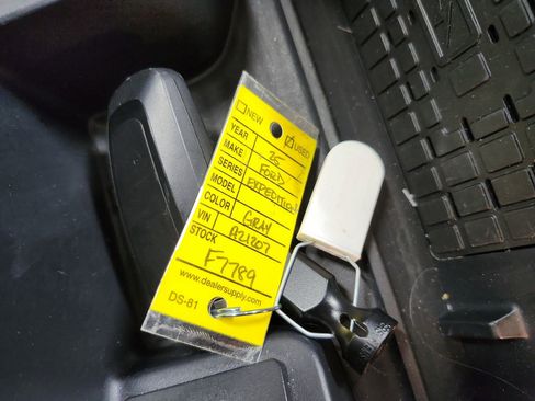 Used 2025 Ford Expedition Active image 10