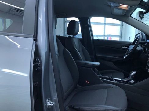 Used 2025 Buick Encore GX Preferred image 23