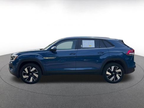 Used 2026 Volkswagen Atlas Cross Sport SE FWD image 8