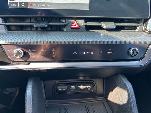 Certified 2024 Kia Sportage SX image 15