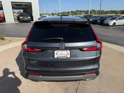 Used 2024 Honda CR-V Sport image 9