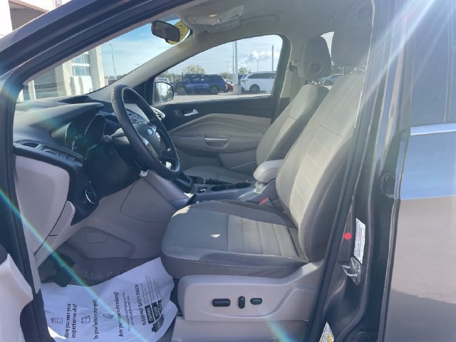 Used 2015 Ford Escape SE FWD image 19