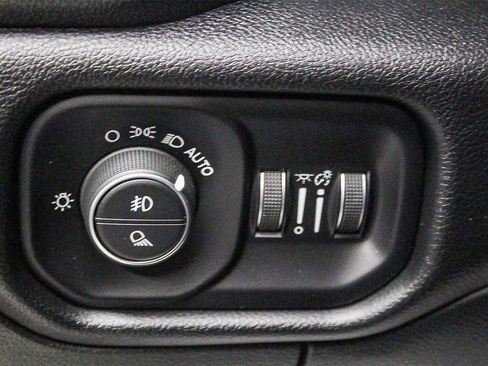 Used 2022 RAM 1500 Laramie image 23