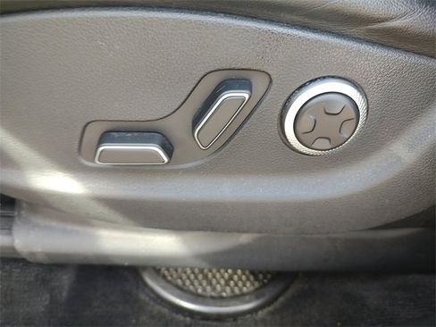 Used 2024 Genesis GV80 2.5T image 31