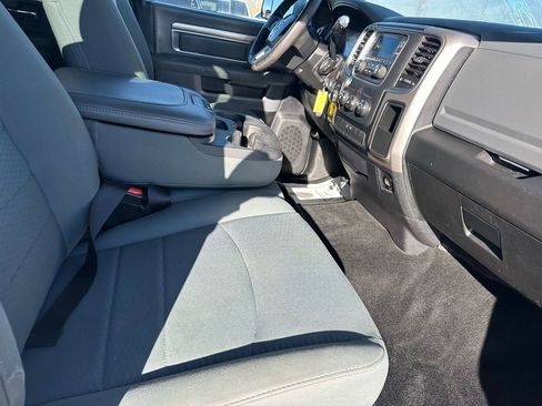 Used 2017 RAM 3500 SLT w/ Protection Group image 14