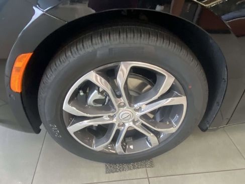 New 2026 Chrysler Pacifica Pinnacle w/ Trailer Tow Group image 23