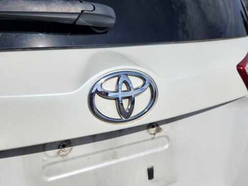 Used 2015 Toyota RAV4 Limited w/ Technology Package AWD/4WD image 24