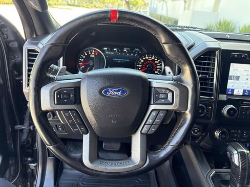 Used 2019 Ford F150 Raptor w/ Equipment Group 802A Luxury AWD/4WD image 21