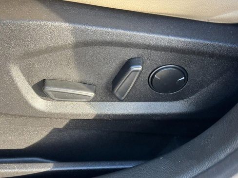 Used 2024 Ford Edge SEL w/ Convenience Package image 25