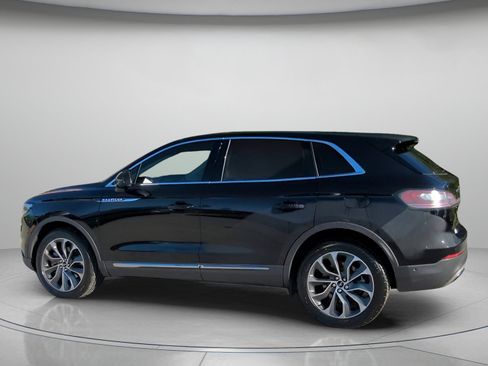 Used 2023 Lincoln Nautilus Reserve w/ Equipment Group 201A AWD/4WD image 15