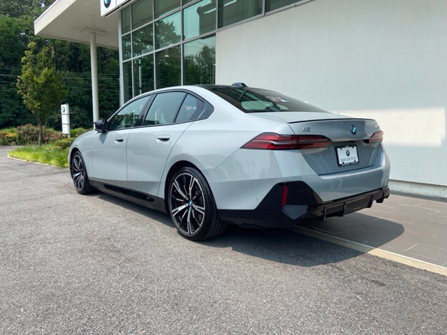 Certified 2024 BMW i5 M60 w/ Premium Package AWD/4WD image 9