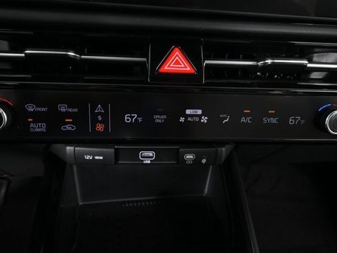 New 2025 Kia Niro EX image 22