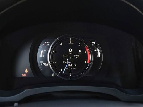 Used 2022 Lexus IS 350 F Sport image 38