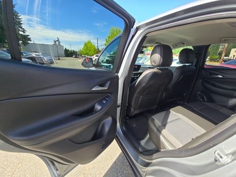 Used 2024 Buick Encore GX Preferred w/ Comfort Package AWD/4WD image 15