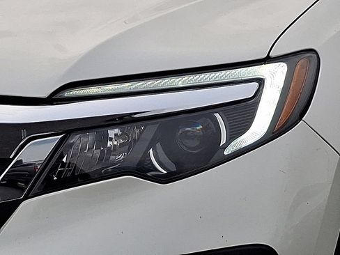 Used 2019 Honda Pilot EX image 10