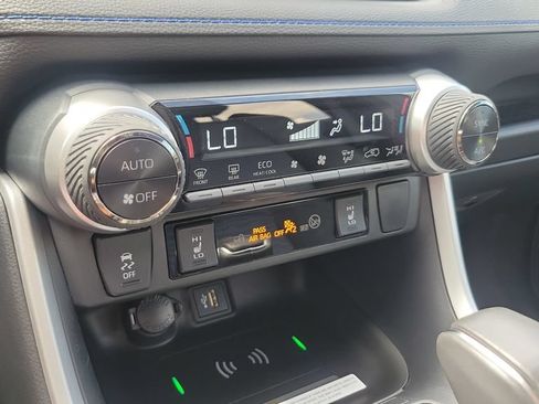 Certified 2024 Toyota RAV4 XSE AWD/4WD image 18