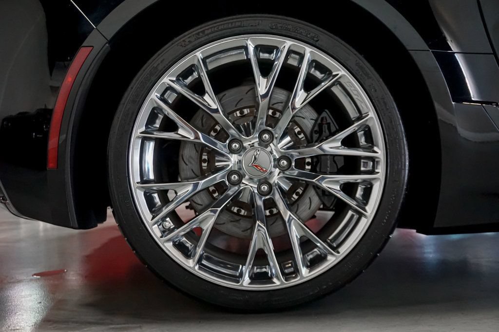 Used 2017 Chevrolet Corvette Z06 RWD image 35