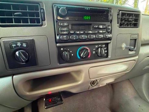 Used 2001 Ford F250 XLT AWD/4WD image 18