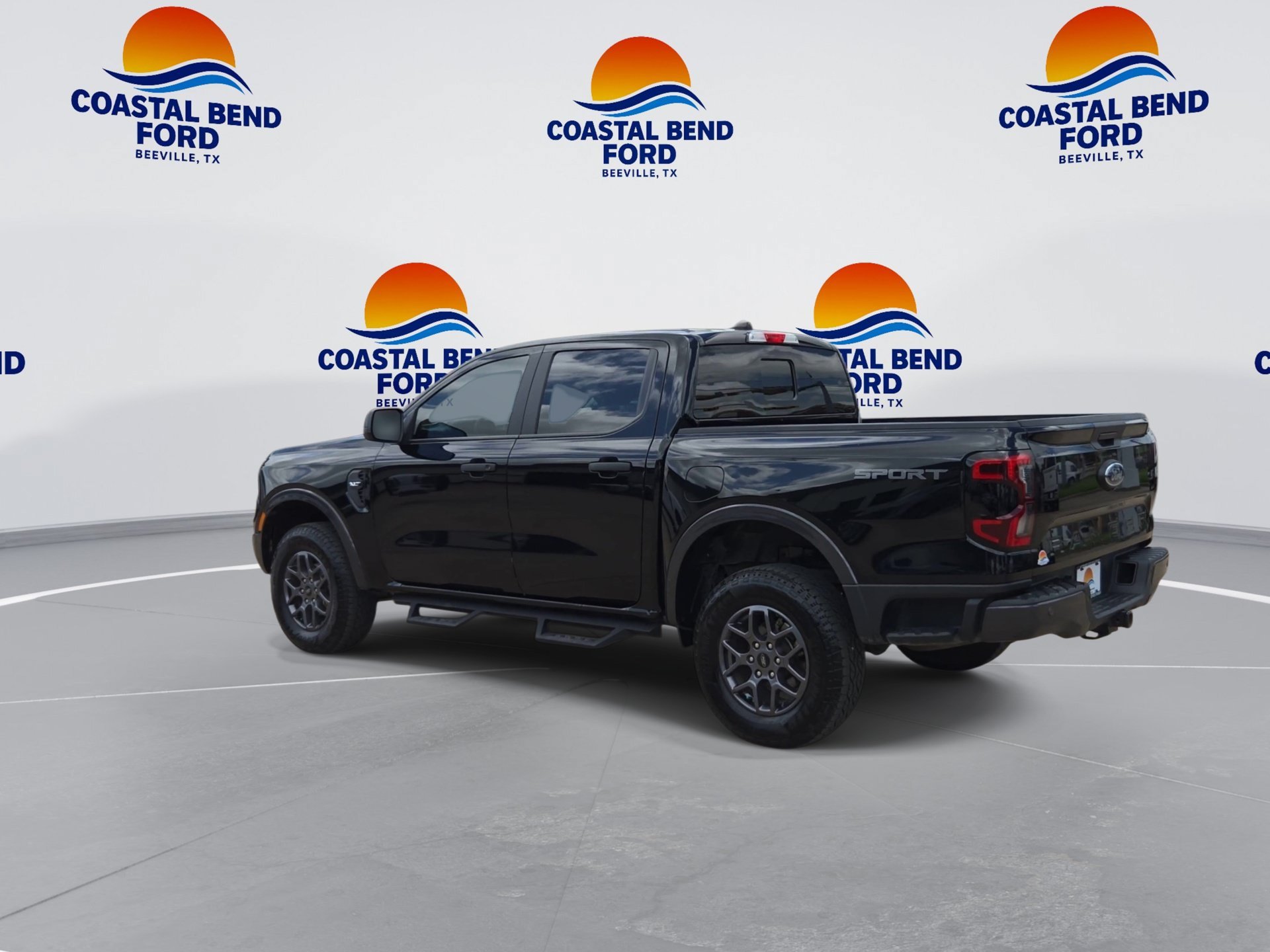 Used 2024 Ford Ranger XLT w/ Equipment Group 301A High RWD image 6