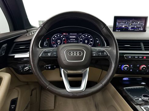 Used 2018 Audi Q7 3.0T Premium Plus AWD/4WD image 34