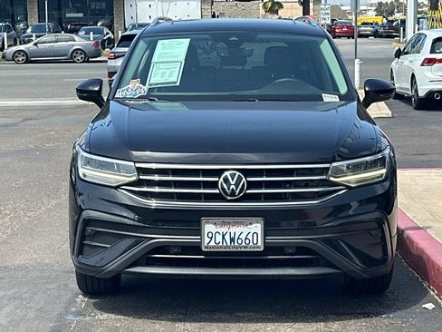 Used 2022 Volkswagen Tiguan SE FWD image 9