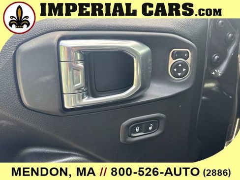 New 2026 Jeep Gladiator Sport AWD/4WD image 16