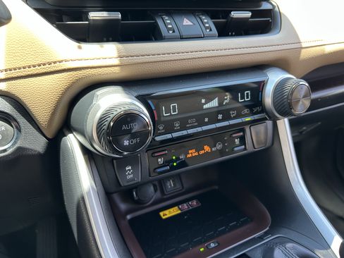 Used 2024 Toyota RAV4 Limited w/ Advanced Technology Package AWD/4WD image 23