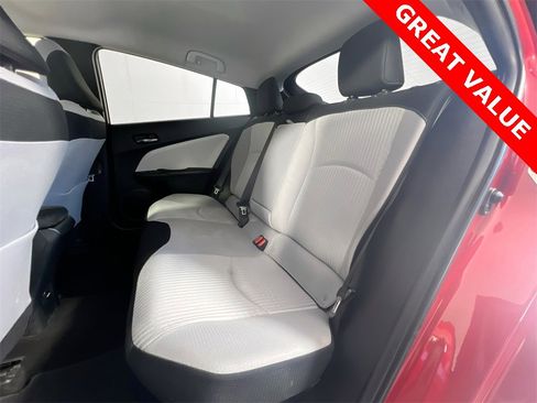 Used 2017 Toyota Prius Two w/ Carpet Mat Package image 22