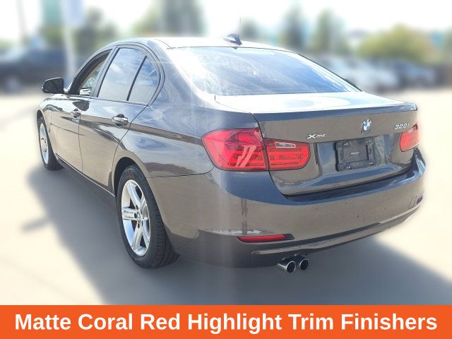 Used 2013 BMW 328i xDrive Sedan AWD/4WD image 10