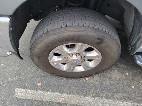 Used 2024 RAM 2500 Big Horn w/ Bed Utility Group image 2