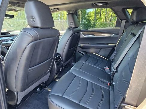 Used 2024 Cadillac XT5 Premium Luxury w/ Platinum Package image 13