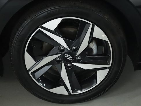 Used 2023 Hyundai Elantra SEL w/ Convenience Package FWD image 10