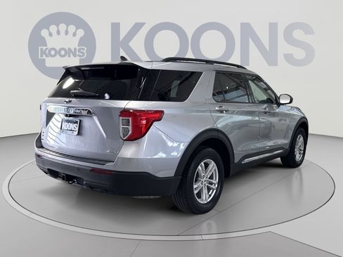 Used 2023 Ford Explorer XLT w/ Class IV Trailer Tow Package AWD/4WD image 11