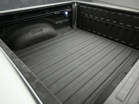 Used 2024 RAM 1500 Big Horn image 22