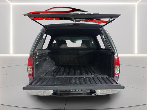 Used 2009 Nissan Frontier SE w/ SE Value Truck Pkg RWD image 21