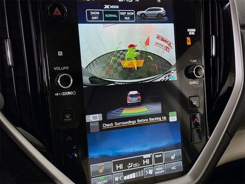 Certified 2024 Subaru Ascent Limited w/ Technology Package image 7