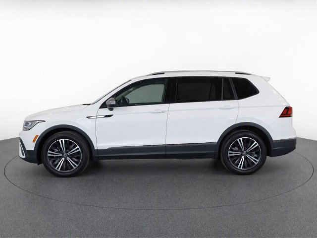 Certified 2024 Volkswagen Tiguan Wolfsburg Edition AWD/4WD image 7