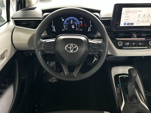 Used 2026 Toyota Corolla LE FWD image 13