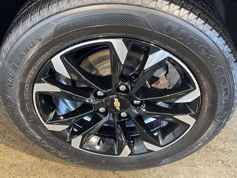 Used 2021 Chevrolet TrailBlazer LT w/ Convenience Package image 9