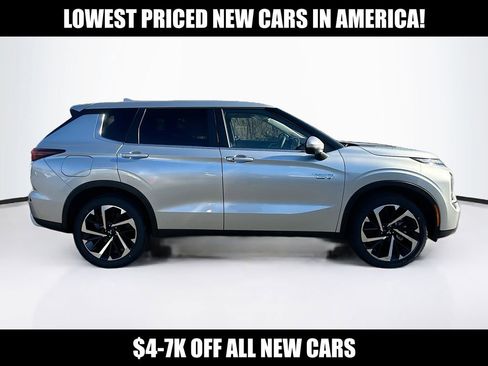 New 2025 Mitsubishi Outlander SE AWD/4WD image 8
